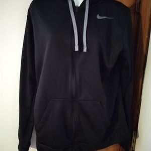 Nike Therma Fit Size Large Jacket